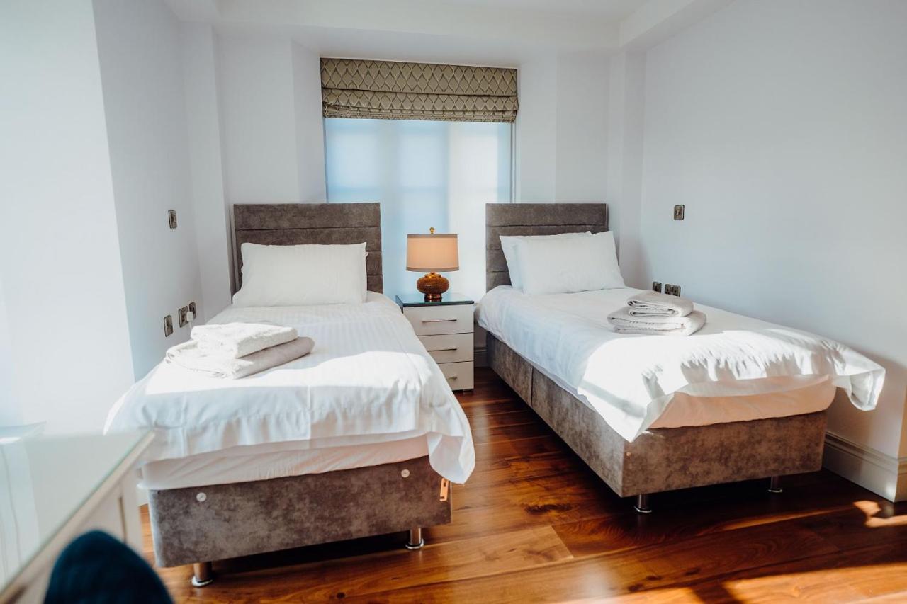 Ocean House, Tenby Kültér fotó