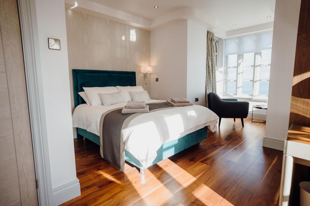 Ocean House, Tenby Kültér fotó